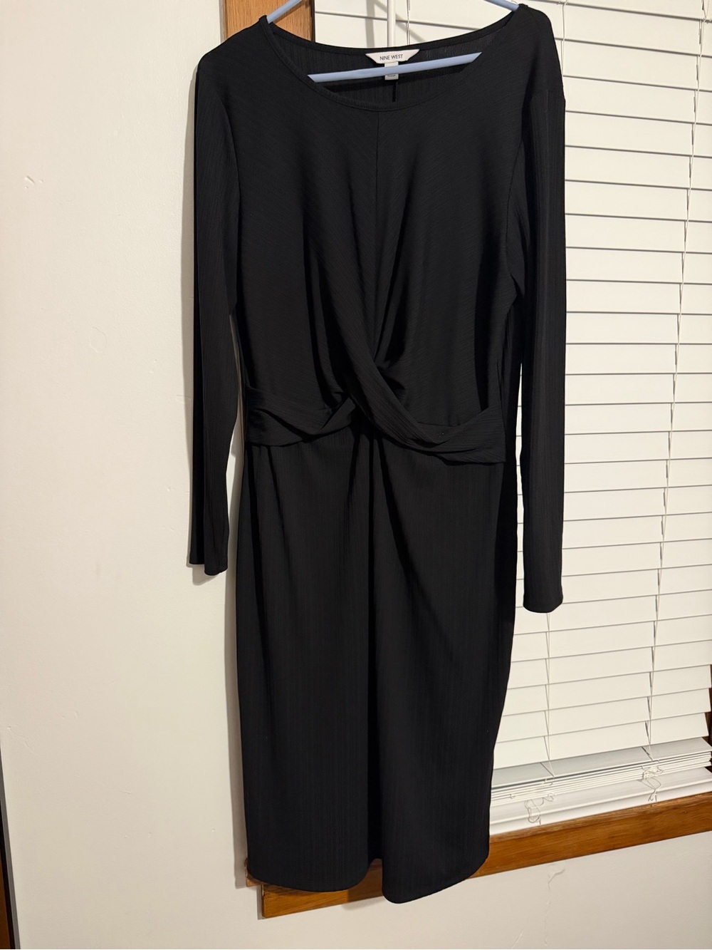Nine West Black Long-Sleeve Twist Front Midi Dress size XL